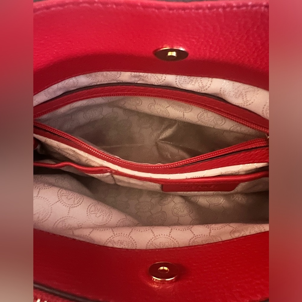 Michael Kors Bedford Satchel/Shoulder Bag - Picture 14 of 16